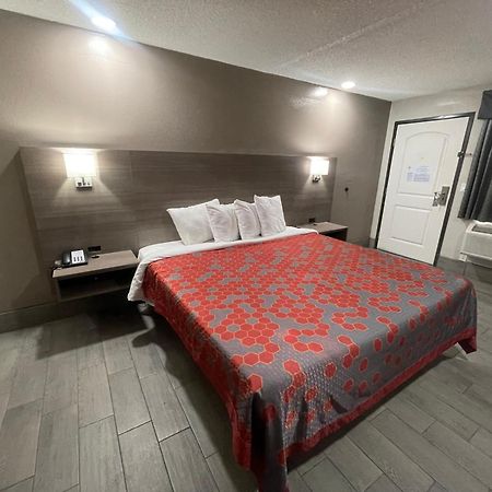 Simplestay Suites - Downtown Σαν Μπερναρντίνο Εξωτερικό φωτογραφία