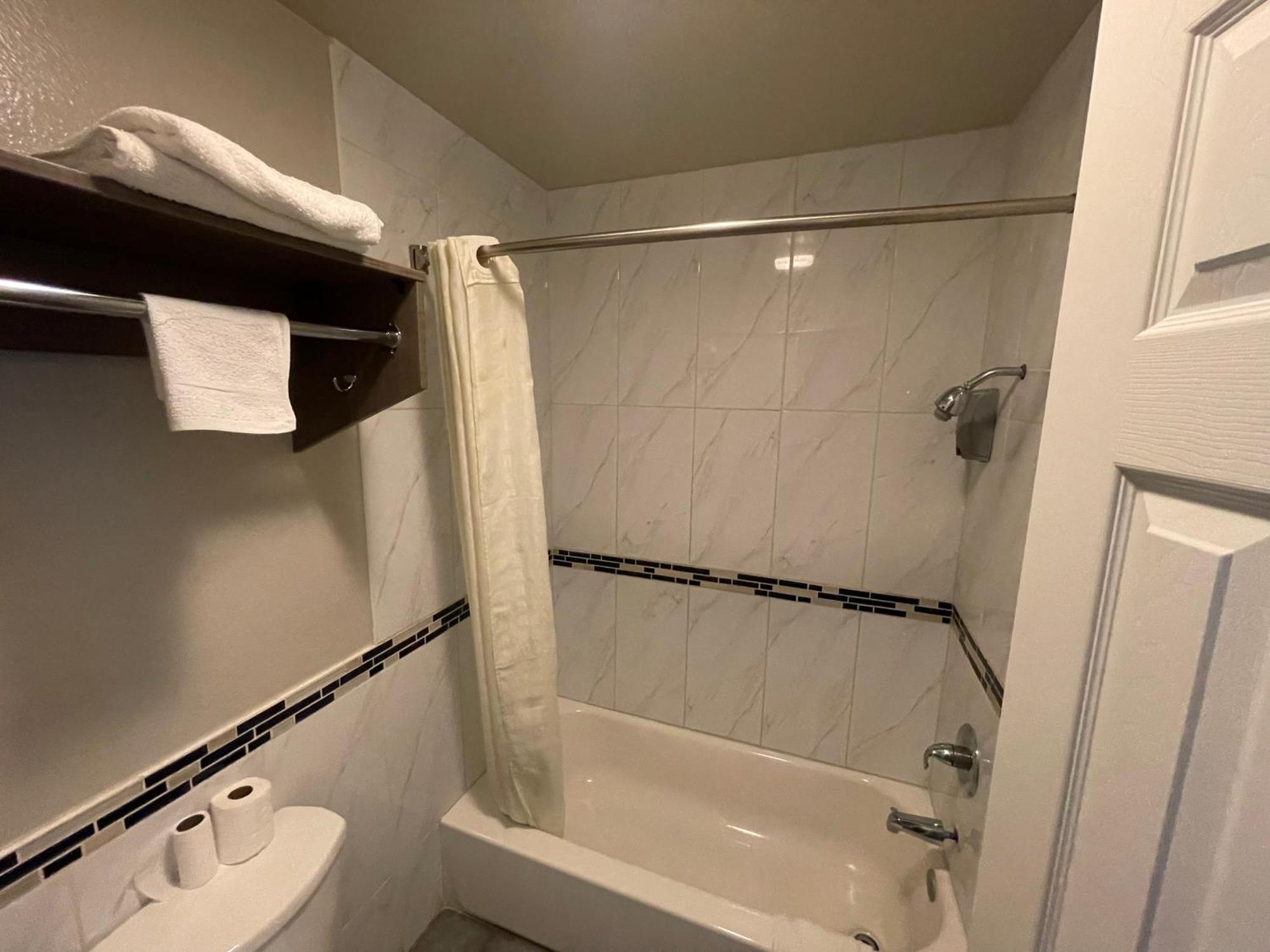 Simplestay Suites - Downtown Σαν Μπερναρντίνο Εξωτερικό φωτογραφία