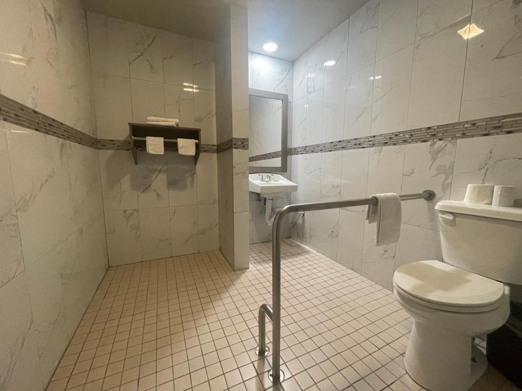 Simplestay Suites - Downtown Σαν Μπερναρντίνο Εξωτερικό φωτογραφία